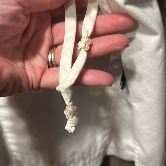 Koi Faux Wrap Scrub Top medium - Picture 6 of 6